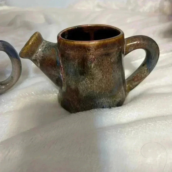 Vintage marble mini teapot, and mini watering can. 1998. Heritage pottery. - Picture 3 of 16